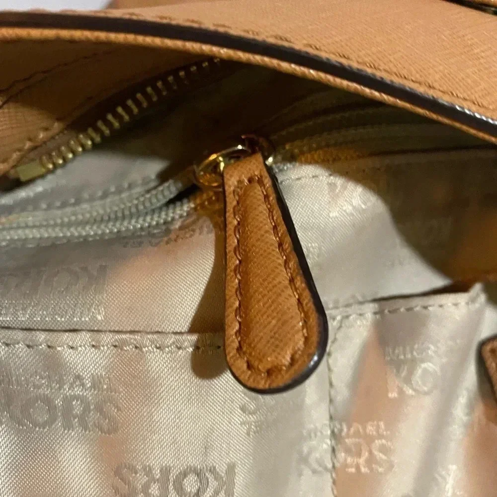 Michael kors brown saffiano leather satchel handbag